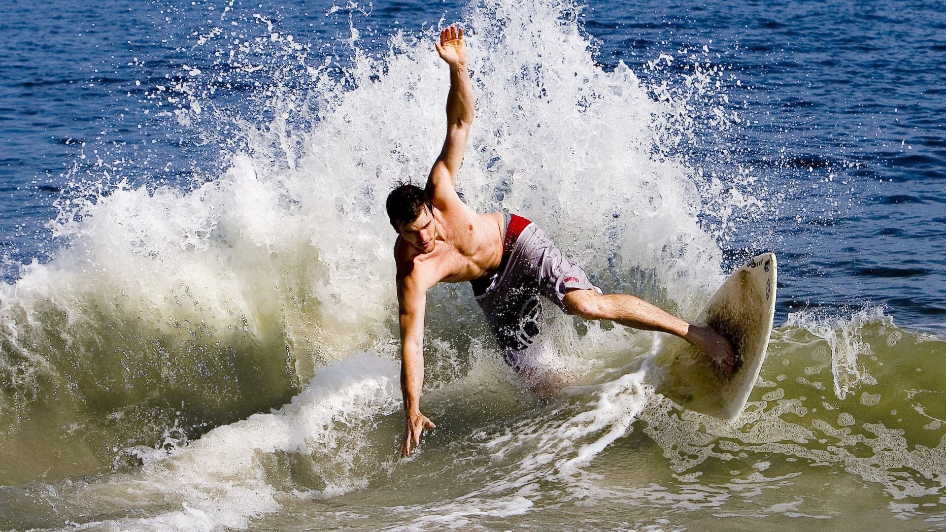 米兰体育正版平台-【心态调节】奥沙利文：保持专注的最佳心态方法，奥沙利文状态最好的时段